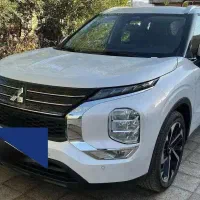 میتسوبیشی اوتلندر