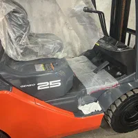 لیفتراک ۲.۵ تن تویوتا ۸ اف مدل ۲۰۲۱ دیزل مشابه صفر|خودرو سنگین|ری, دولتآباد|دیوار