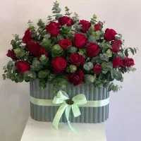 دسته گل و باکس گل به قیمت عمده