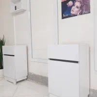 دکور آرایشگاه زنانه|آرایشگاه و سالن‌های زیبایی|مشهد, کوشش|دیوار