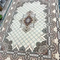 فرش ۹مترسالم تمیز درحدنو۱۲۰۰شانه گل برجسته جدید|فرش|بیرجند, |دیوار