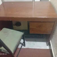 میز صندلی مناسب برای خیاطی و...قیمت