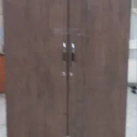 کمد ایستاده