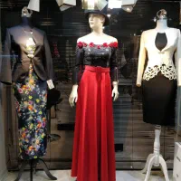 فروش کلیه لوازم و پوشاک مزون لباس شرایط توافقی|لباس|شهرکرد, |دیوار