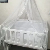 تخت گهواره ای