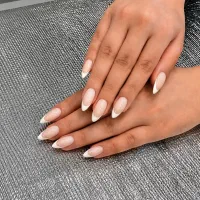 کاشت حرفه ای با قیمت ویژه