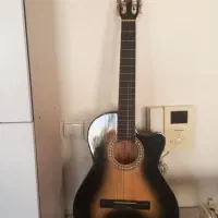 فروش فوری گیتار کلاسیک