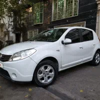 رنو ساندرو اتومات در حد|خودرو سواری و وانت|تهران, ایران|دیوار