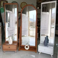 آینه قدی گالری پاسارگاد
