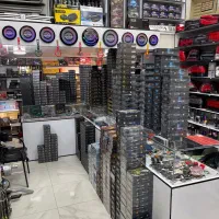 بزرگ‌ترین مرکز پخش عمده هدلایت