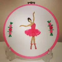 دیوار کوب گلدوزی