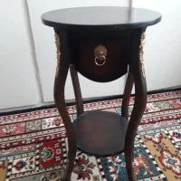 میز تلفن سالم