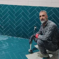 اجرا و نصب انواع سرامیک های استخری جکوزی آب بندی|خدمات پیشه و مهارت|تهران, مشیریه|دیوار