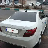 دنا پلاس مدل ۱۴۰۰