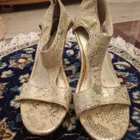 کفش مارک fiomi