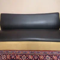 مبل راحتی با روکش چرم