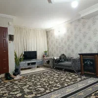 60-متر-همکف-نزدیک-به-حاشیه-سرافرازان