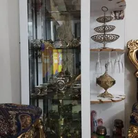 بوفه و زیر تلویزیون