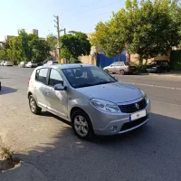 ساندرو اتوماتیک 95