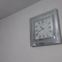 ساعت دیواری