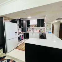 آپارتمان طبقه اول تمیز و شیک و لوکس