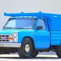 ماشین نیسان یا اریسان ۲ همراه با راننده