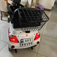 سه چرخه برقی نو نو دارای پلاک و برگ سبز و کارت