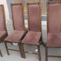 صندلی چوبی وپیش دستی عسلی