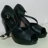 کفش پاشنه ۱۰ سانتی مجلسی