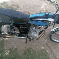 موتور هندا ۱۲۵ با نو، مدارک کامل و بیمه دارد