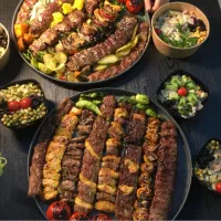 کمک آشپز و ظرف شور