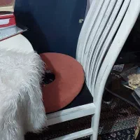 میز غذا خوری ۶نفره،و با ۳تا صندلی حراجی