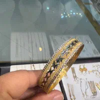 طلا۲ درصد|جواهرات|شیراز, شاهچراغ|دیوار