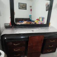 ست میز ارایشی