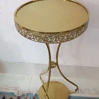 میز طلایی