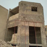 مغازه نیمه ساز
