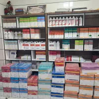 یک نیرو برای داروخانه دامپزشکی