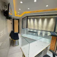 ۱۰متر ویترین خور*پاساژ برند منطقه*سندتک برگ