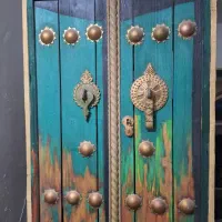 درب چوبی دکوری سنتی سالم نو / در سنتی