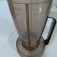 مخلوط کن کارکرده کاملا سالم بدون در|آبمیوه‌گیر و آب‌مرکبات‌گیر|تبریز, |دیوار