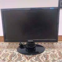 مانیتور و صفحه کیبورد