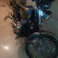 موتور125مد85 قیم 25ونیم مدارک فقط برگه سبز داره