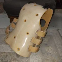 کمربند طبی مخصوص ستون فقرات