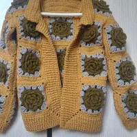 ژاکت  بچه گانه دست بافت موتیفی