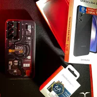 Galaxy a54 رنگ مشکی رم ۸ حافظه ۲۵۶ همراه باآداپتور