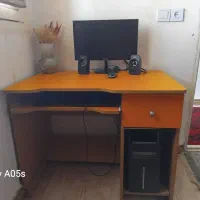 تخت یه نفره، میز کامپیوتر یا تحریر، کمد لباس