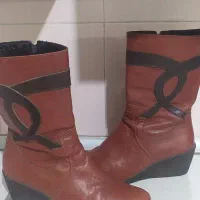 پوتین|کیف، کفش، کمربند|گرگان, |دیوار