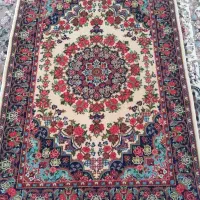 فرش دستبافت گل سرخ بیجار