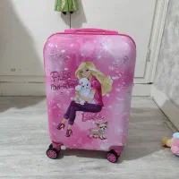 چمدان دخترانه