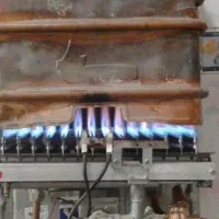 سرویس ونصب آبگرمکن و درست کردن فشار اب گرم
